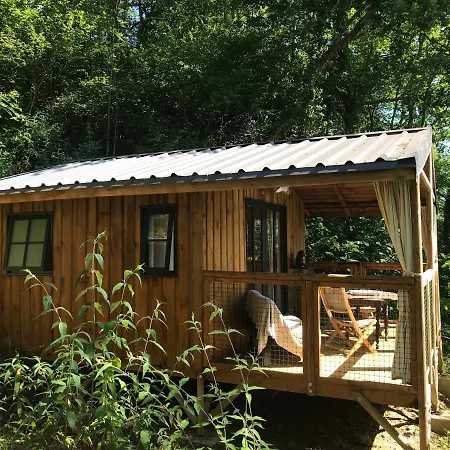 Camping-gites Au Songe Du Valier * Се