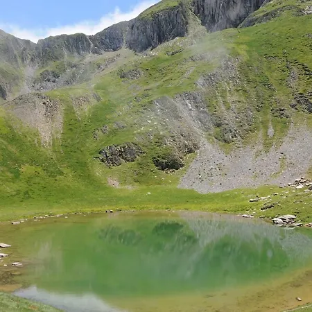 Camping-gites Au Songe Du Valier * Се
