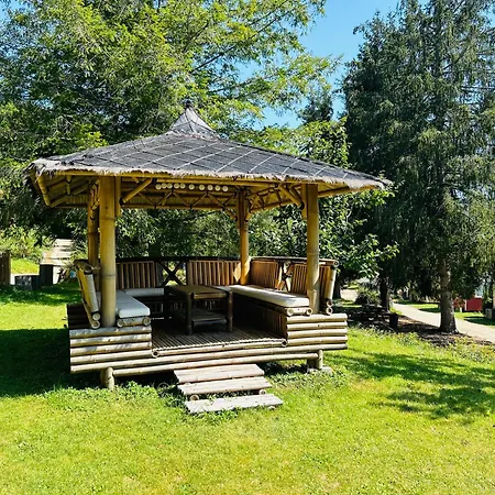 Camping-gites Au Songe Du Valier *