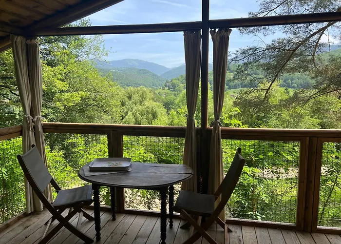 Camping-gites Au Songe Du Valier مكان تخييم سيكْسْ